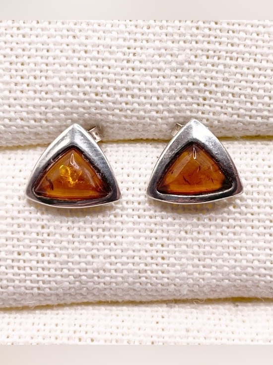 925 Sterling Silver Jewelry - Baltic Amber Triangle Sterling Silver Stud Earrings
